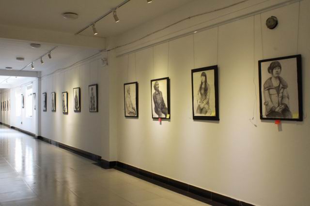 yl6809永利举办人物写生课堂习作汇报展